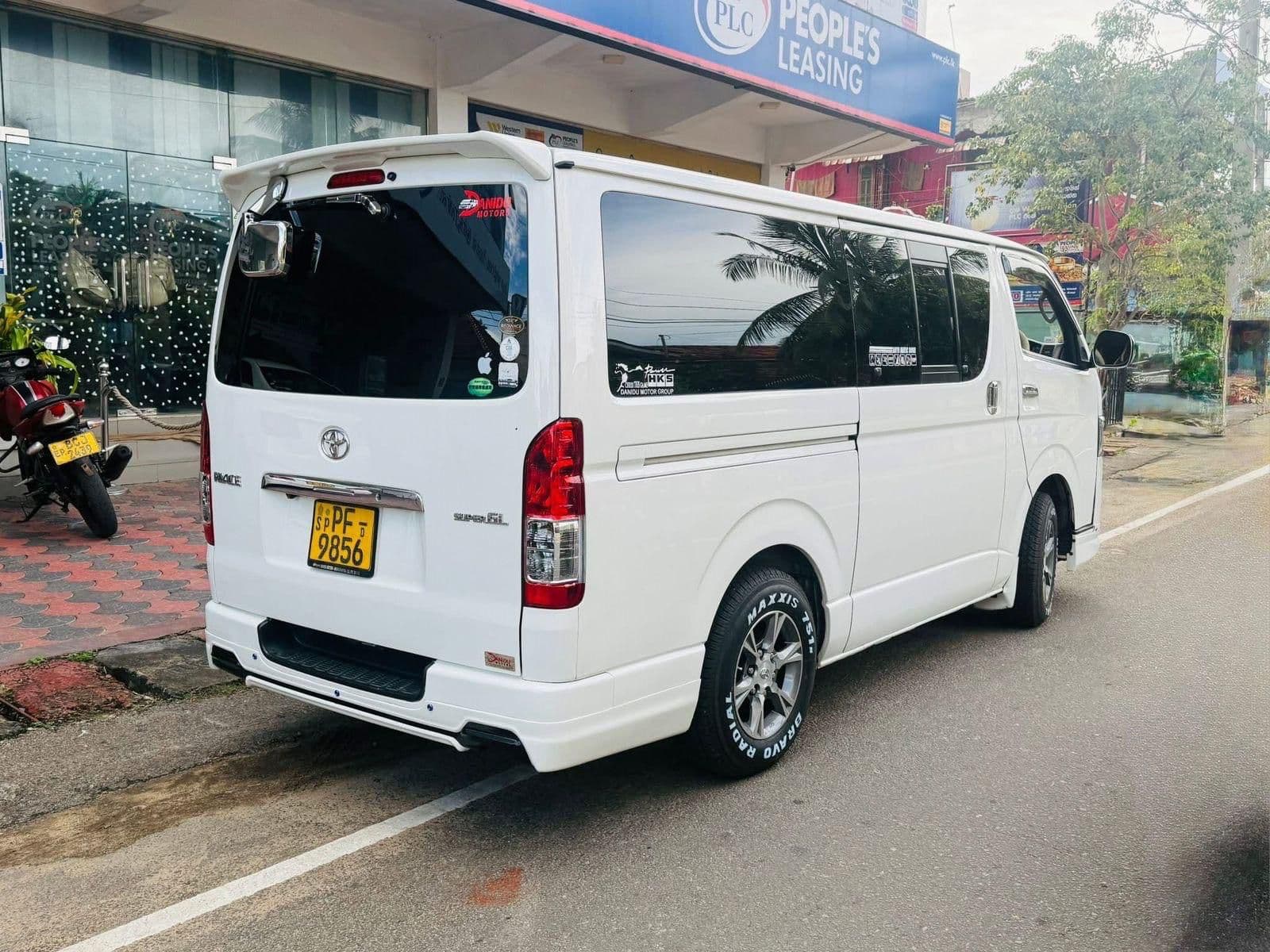 Toyota KDH Van